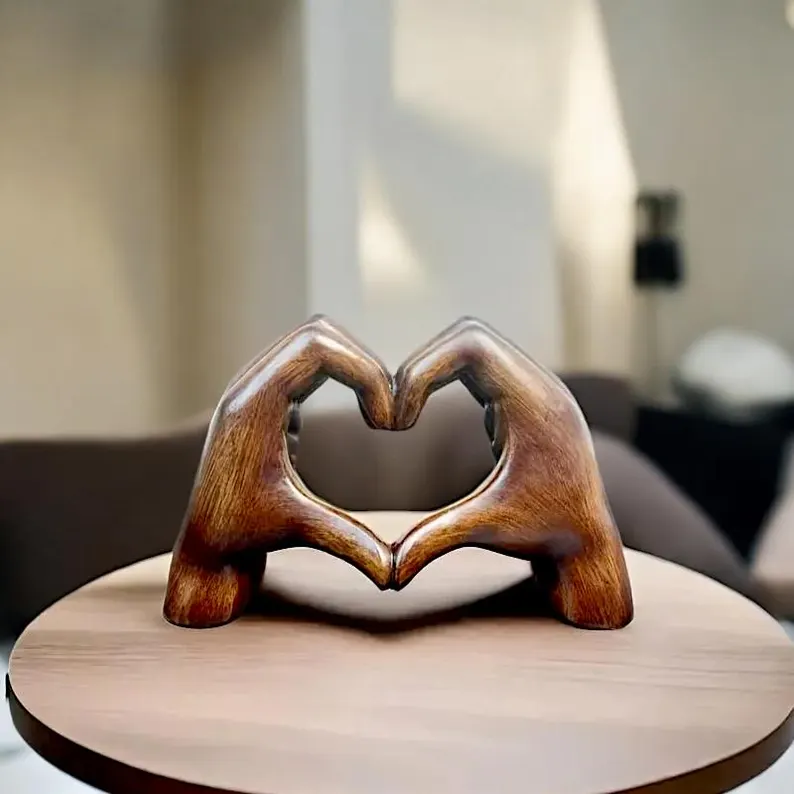 💕 2025 Handmade Love Heart Statue Romantic Ornament Gift